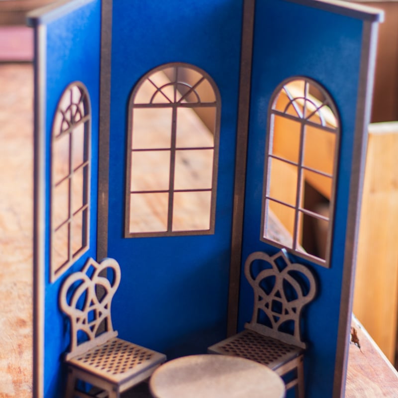 1/6スケールドールハウス昭和レトロ ブルー壁 純喫茶窓際席 家具セット