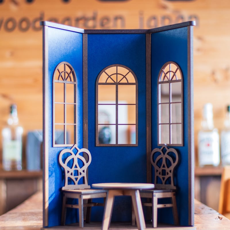 1/6スケールドールハウス昭和レトロ ブルー壁 純喫茶窓際席 家具