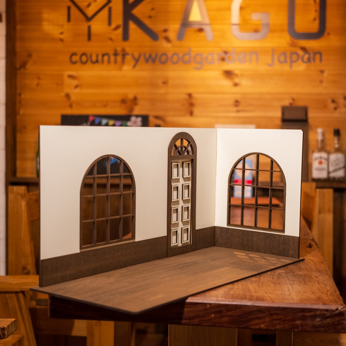 ✞教会風ドールハウス（大きいサイズ） Amazon.co.jp: ドールハウスキット DIYハウスキット 木製の