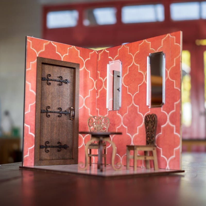 1/10スケールドールハウス赤タイルのドアと鏡の部屋 家具セット 1/10スケールドールハウス赤タイルのドアと鏡の部屋 家具セット