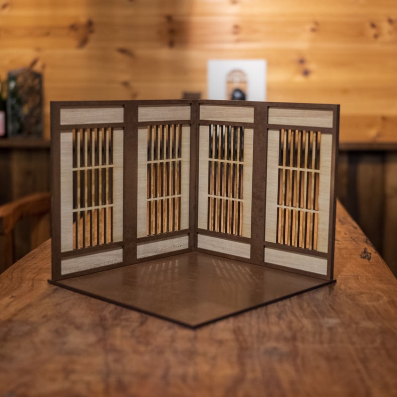 ドールハウス【窓の家】 完成品 ♡北欧風の窓枠とウォールライトのあるお部屋♡ミニチュア