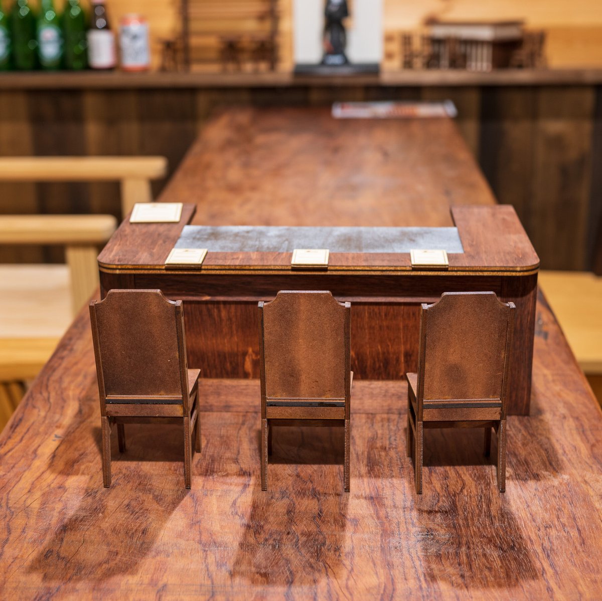 1/6 ミニチュア家具 カウンター テーブル&イス3脚セット 1/6 ミニチュア家具 カウンター テーブル&イス3脚セット