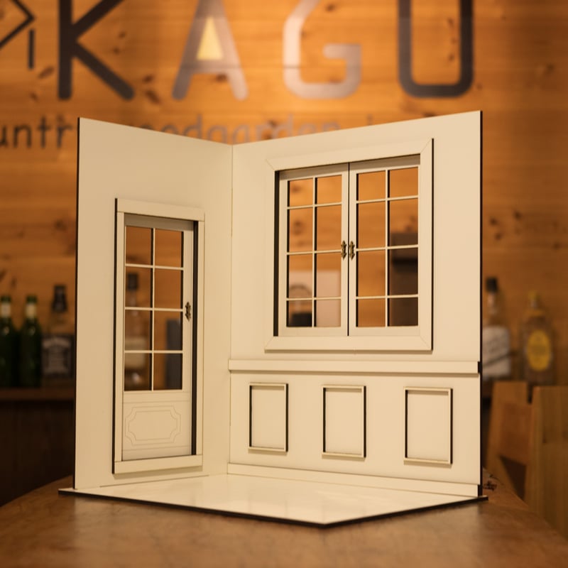 1/6スケールドールハウス洋館ホワイトドアと窓の部屋 | kkcompany