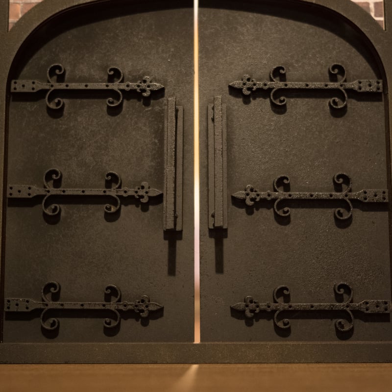 1/10スケールドールハウス大きな頑丈そうなドア | kkcompany