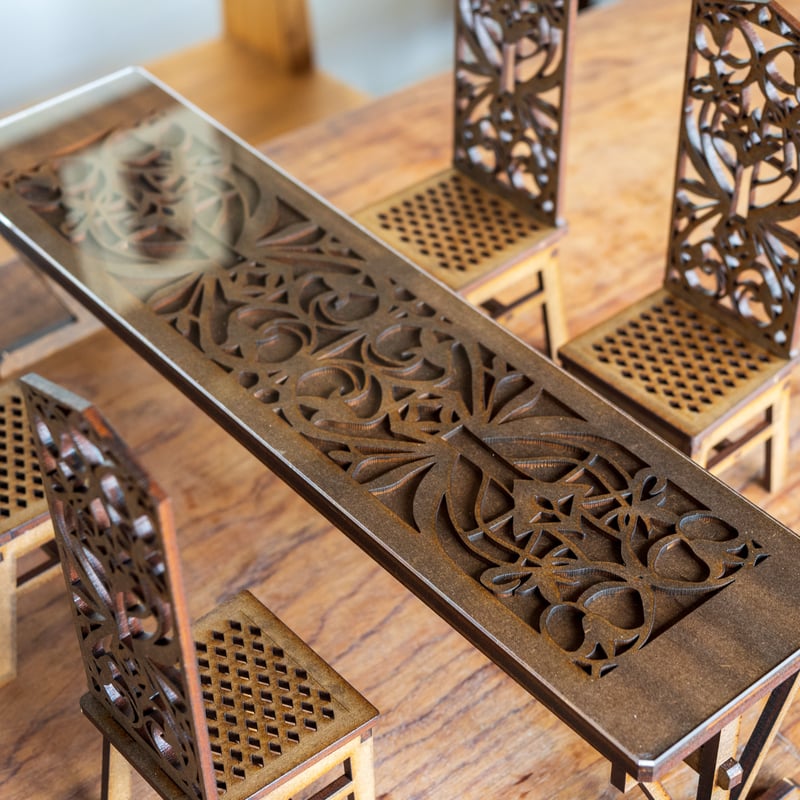 1/6スケールミニチュア家具 ガラステーブル風ダイニングテーブルと