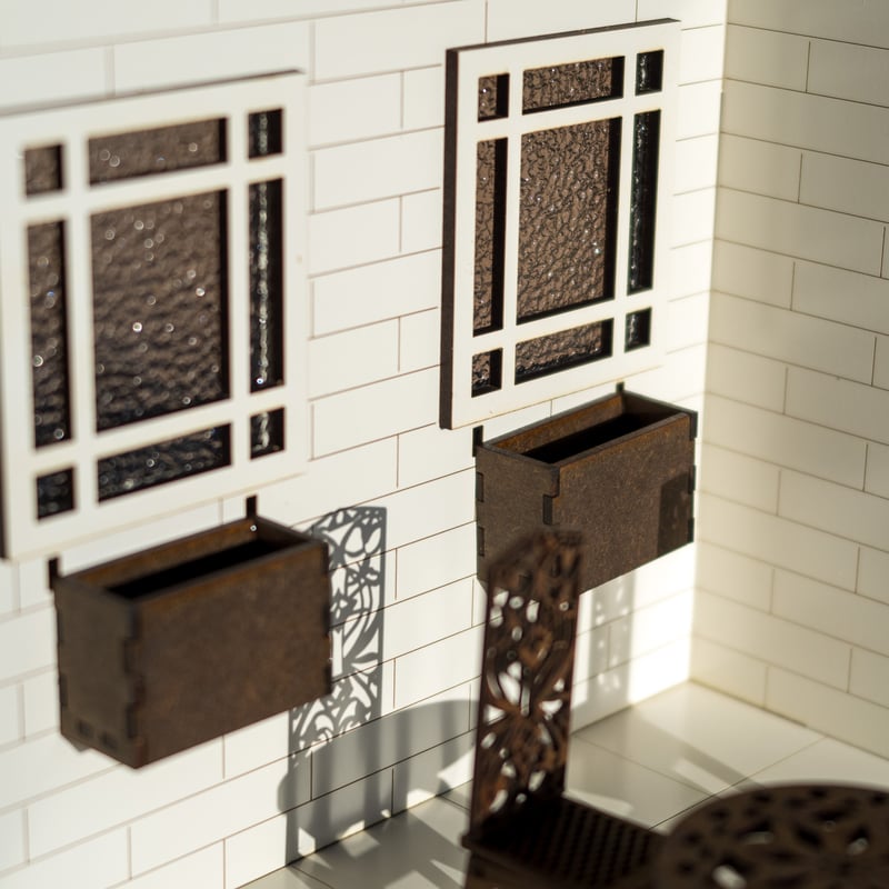 1/10スケールドールハウス白レンガ窓プランター 家具セット