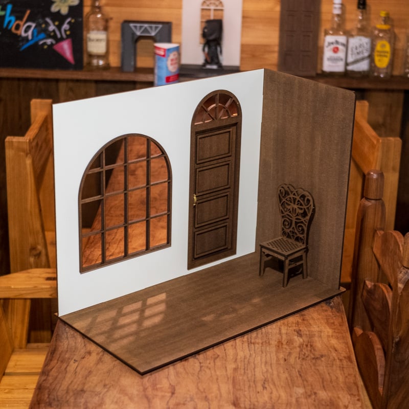 1/6スケールドールハウス洋館 右壁ワイドタイプ 大きな窓とドア