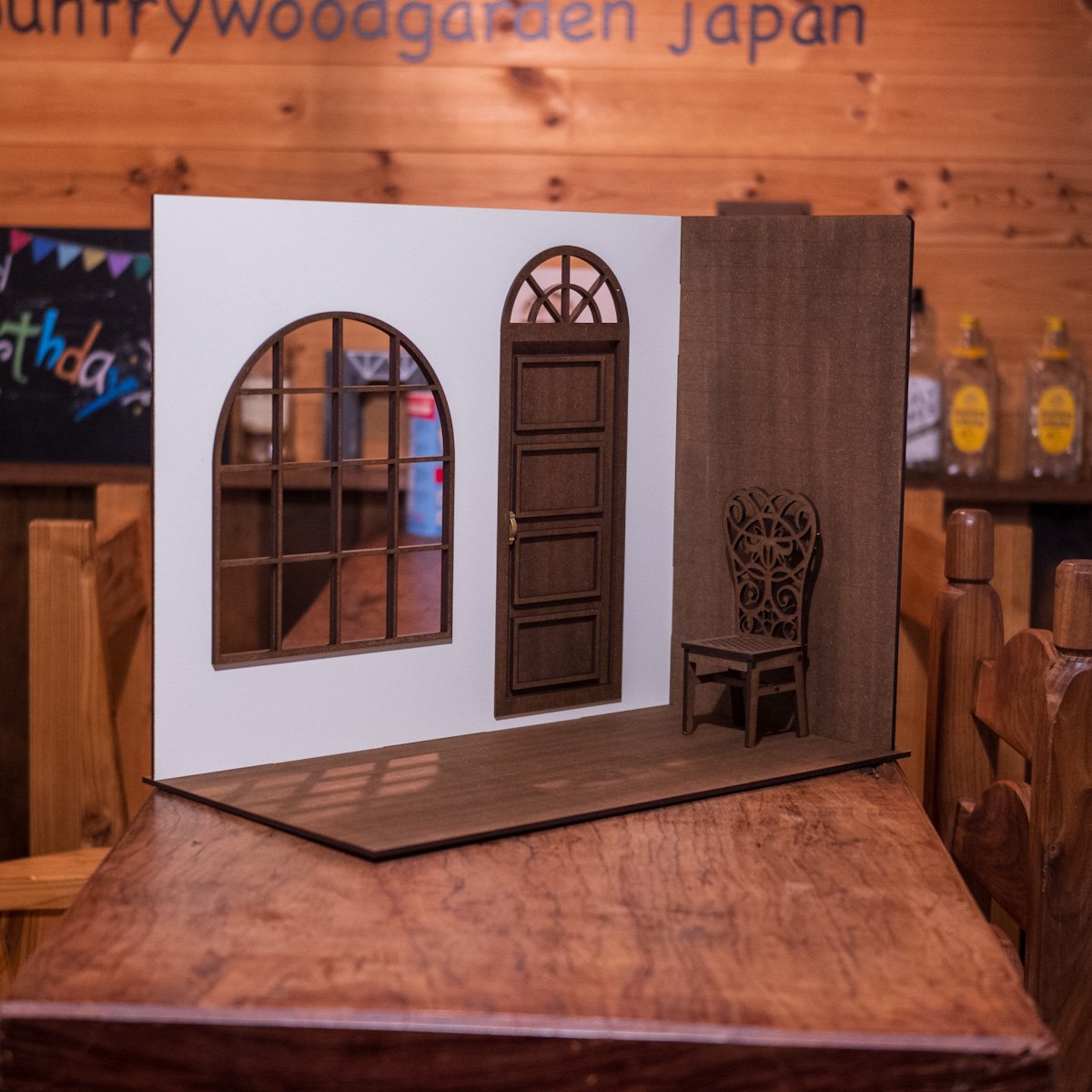 ドールハウス　両開き扉のブラックなお部屋 ドールハウス 両開き扉のブラックなお部屋