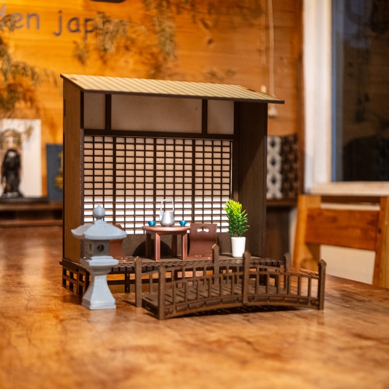 ネネっち様　オーダーページ　窓側＋組立式　ドールハウス　背景ボード 1/10スケール和風ドールハウス 縁側カスタムセット | kkcompany