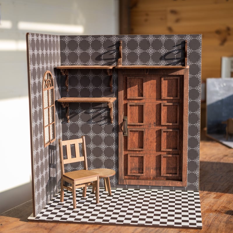 ドールハウス両開き扉のブラックなお部屋