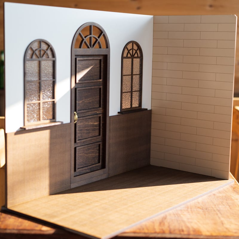 1/6スケールドールハウスワイドタイプ ドアと窓の部屋 | kkcompany