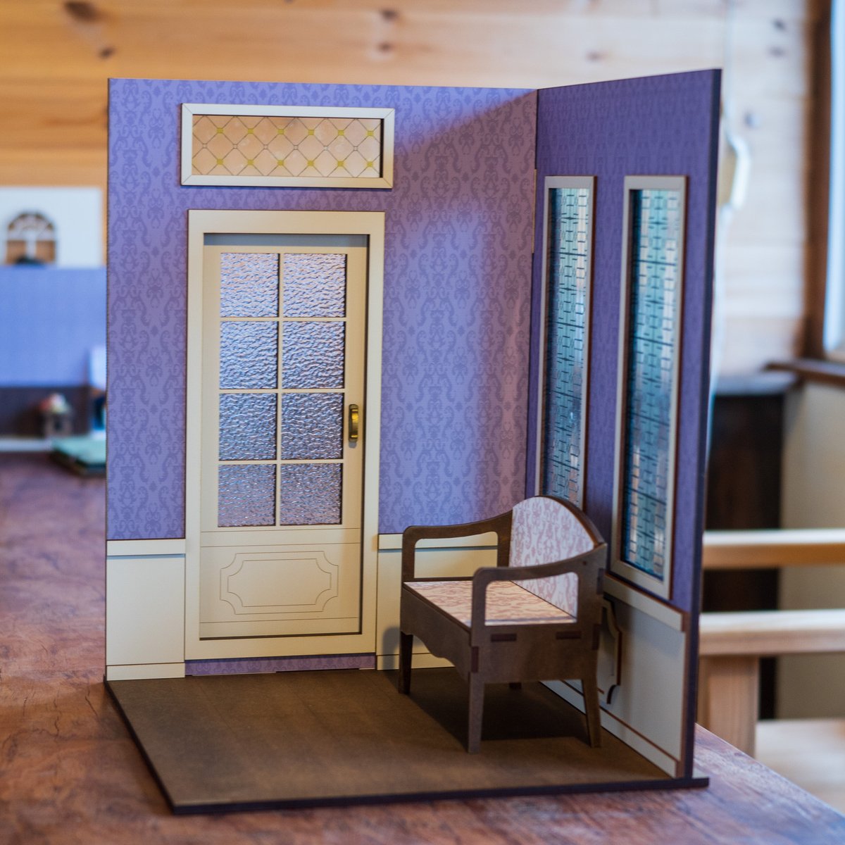 ドールハウス1/6サイズステンドグラス風玄関のある部屋