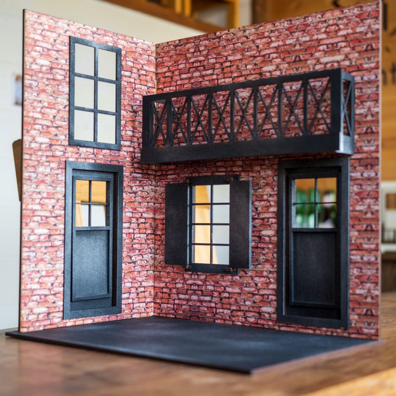 Dollhouse ドールハウス ブラックの家具とレンガの壁のカフェ♪ 1/10スケールドールハウスレンガ建物ロングタイプ | kkcompany