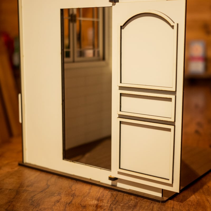 1/6スケールドールハウス白レンガ 窓とドアの部屋 | kkcompany