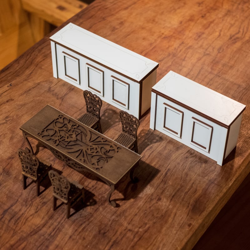 スーパーサマーセール！ 1/10スケールミニチュア家具 アンティーク風