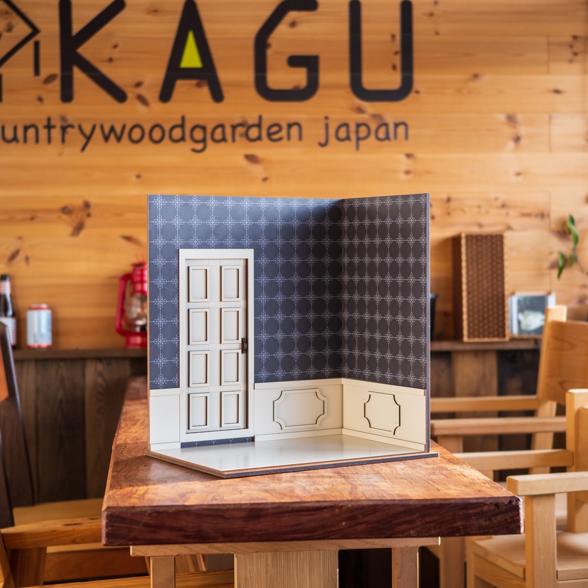 1/6スケールドールハウス洋館右側 ブラック壁紙 | kkcompany