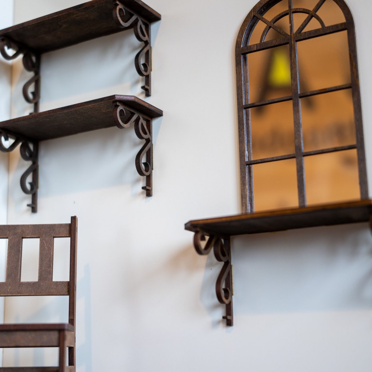 1/6スケールドールハウス洋館左壁シェルフと窓 | kkcompany