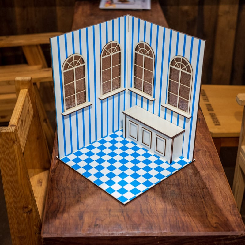 1/6スケールドールハウス洋館新サイズ ブルーストライプ壁紙 | kkcompany