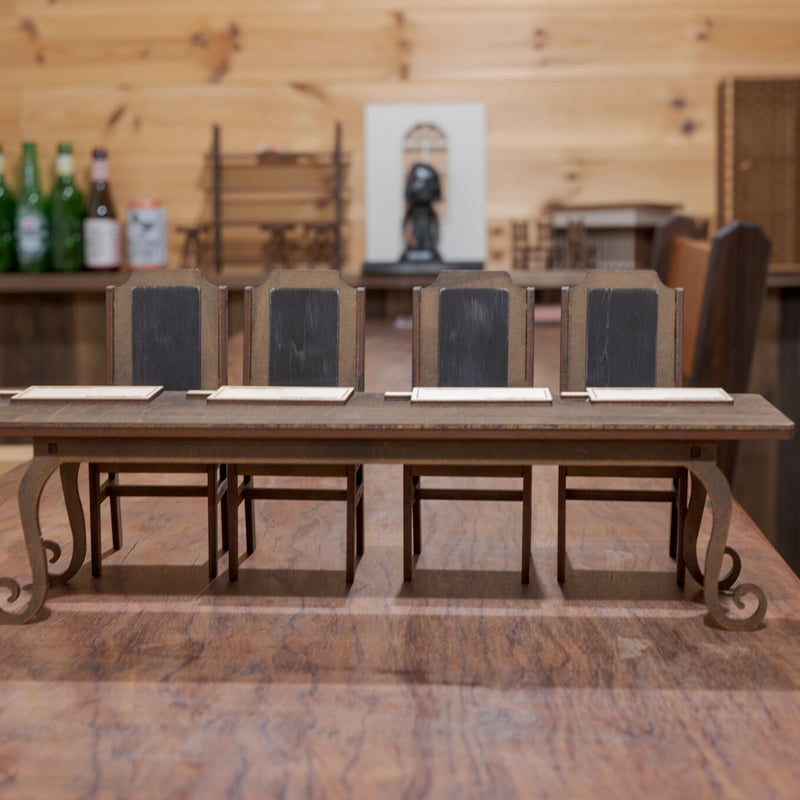 ミニチュア ドールハウス  家具 猫脚 ダイニングテーブル 椅子 セット 送料無料 ミニチュア 雑貨 ダイニングセット ドールハウス