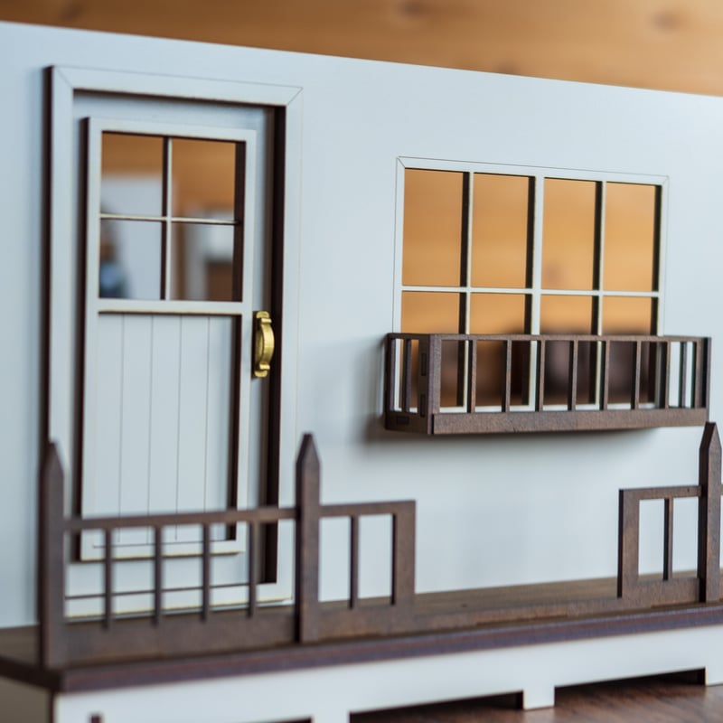 1/10スケールドールハウスデッキ付きエントランス | kkcompany