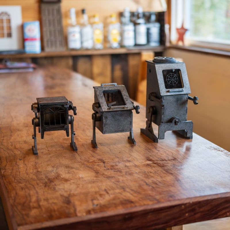 1／12スケールフィギュアと遊べるミニチュアロボ3点セット | kkcompany