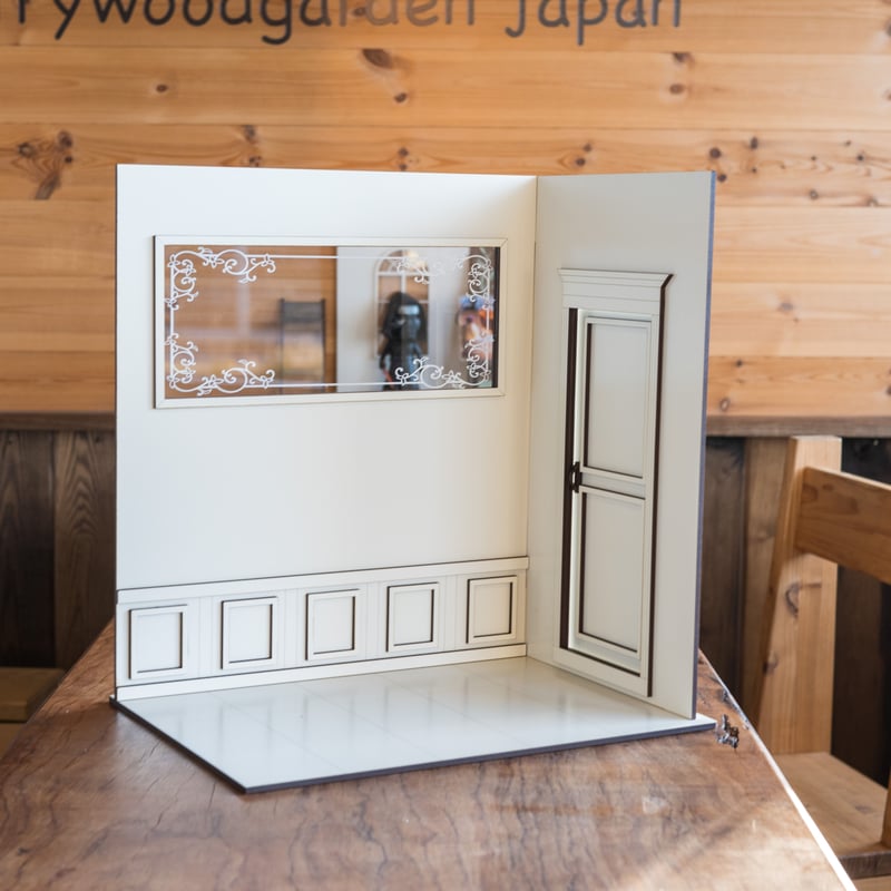 1/6スケールドールハウスホワイト大きな窓アクリル印刷 ドア | kkcompany
