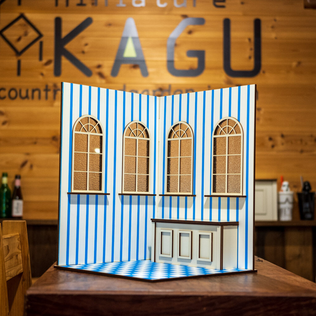 1/6スケールドールハウス洋館新サイズ ブルーストライプ壁紙 | kkcompany