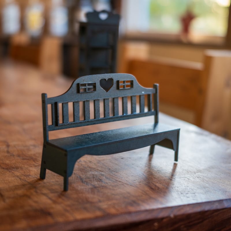 2024年新春セール！1/10スケールミニチュア家具 アンティーク風塗装4点