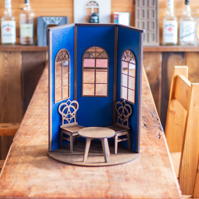 1/6スケールドールハウス昭和レトロ ブルー壁 純喫茶窓際席 家具セット