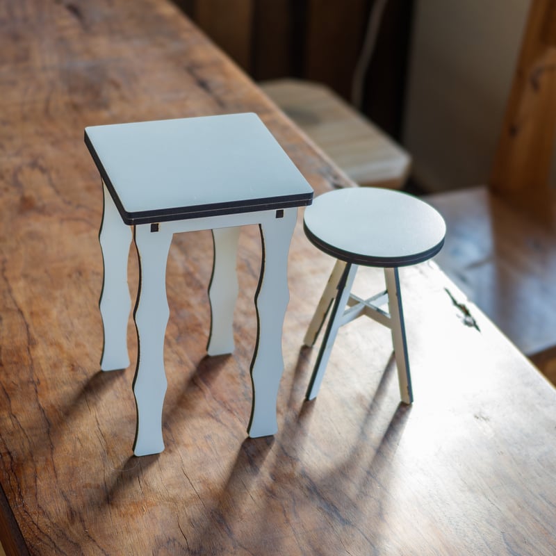 1/3スケールミニチュア家具 テーブルとスツールセット | kkcompany