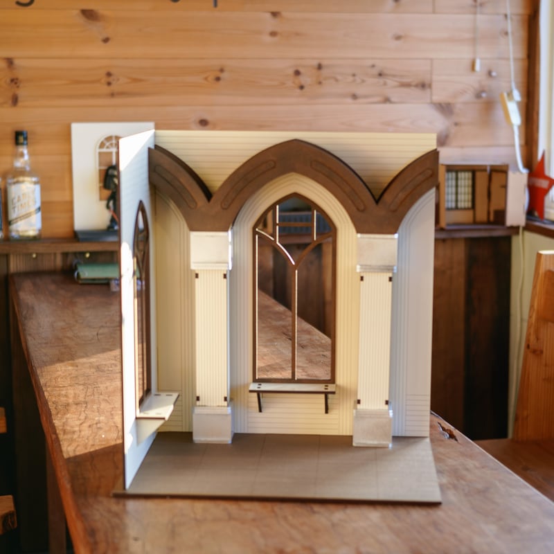 1/6スケールドールハウス教会窓際ブラウン建具タイプ | kkcompany
