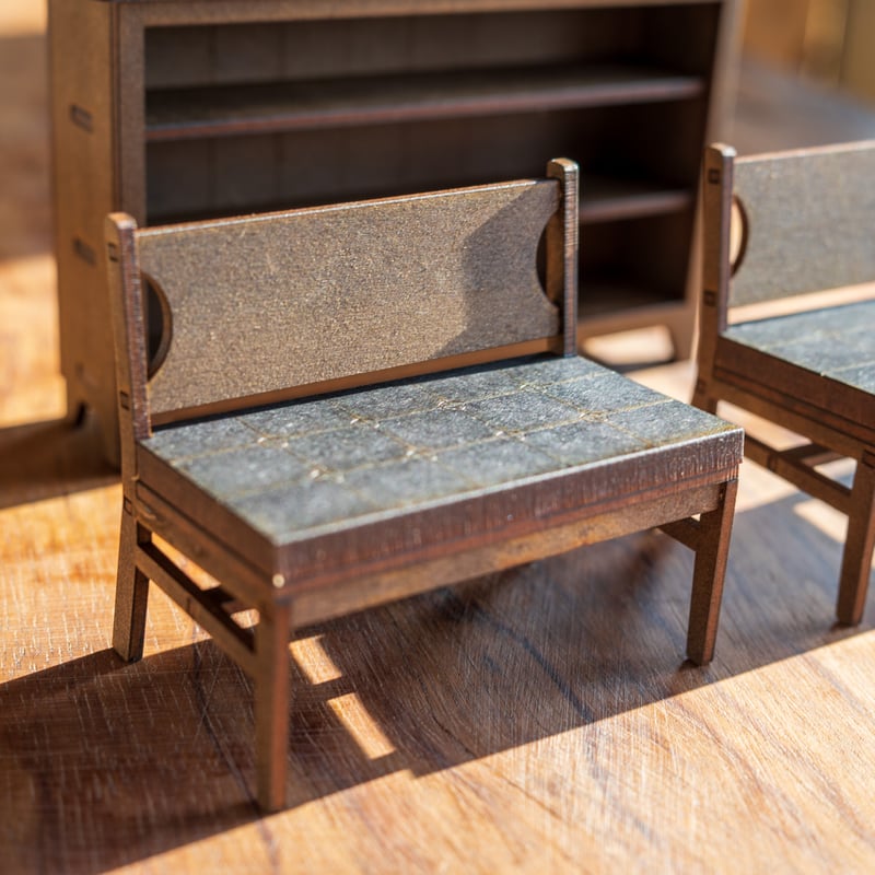 1/10スケールミニチュア家具新作ベンチとチェスト3点セット