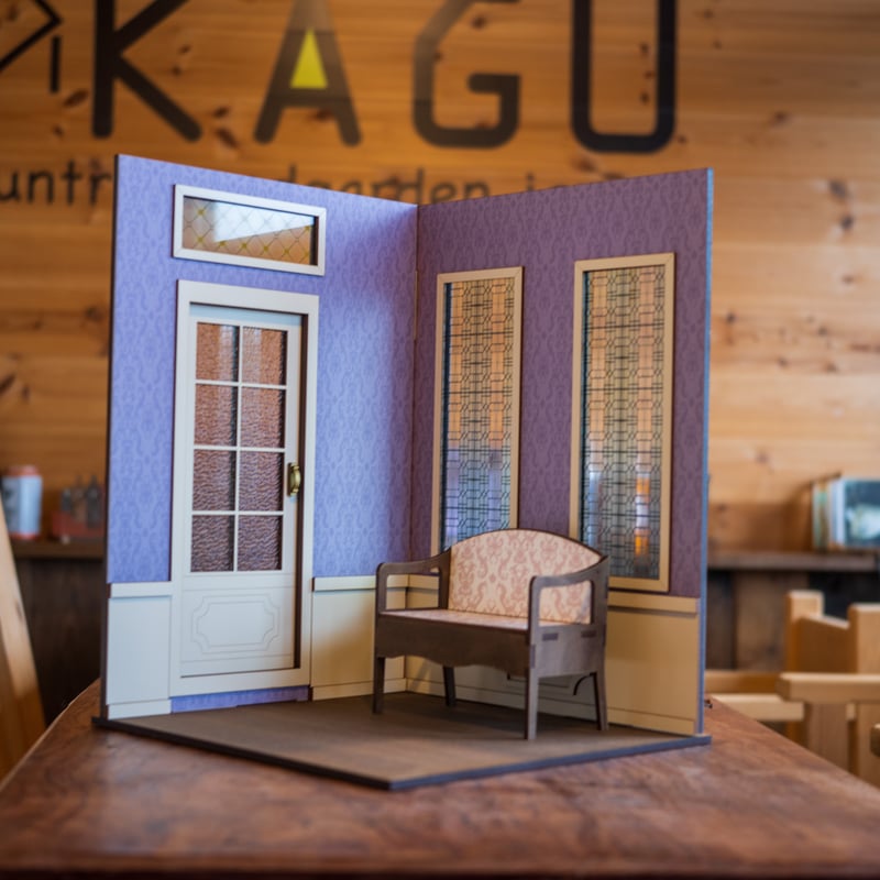1/6スケールドールハウス洋館新サイズ ステンドグラス風のお部屋 1/6スケールドールハウス洋館新サイズ ステンドグラス風のお部屋