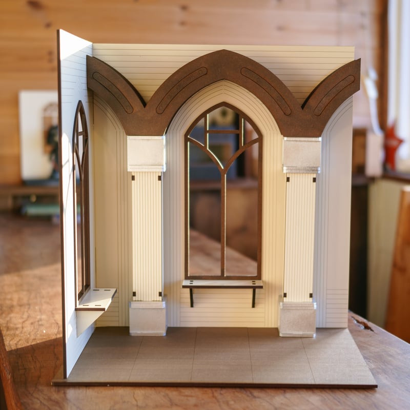 1/6スケールドールハウス教会窓際ブラウン建具タイプ | kkcompany