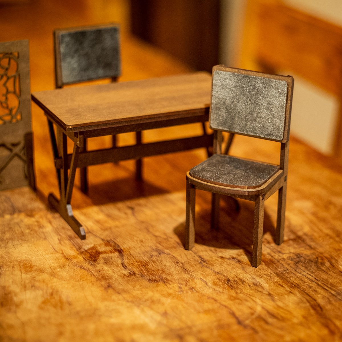 5周年記念特別セール品】 1/6スケールミニチュア家具 カフェテーブルと