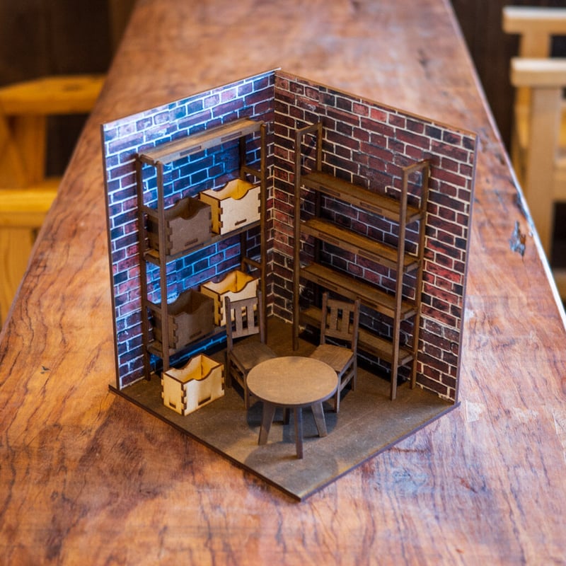 ドールハウス　家具小物 4周年記念セール！ 1/10スケールドールハウスレンガの倉庫棚と