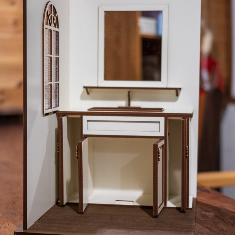 1/6ドールハウス 1/6スケールドールハウス洋館 ホワイト壁 ワイドサイズ アクリル