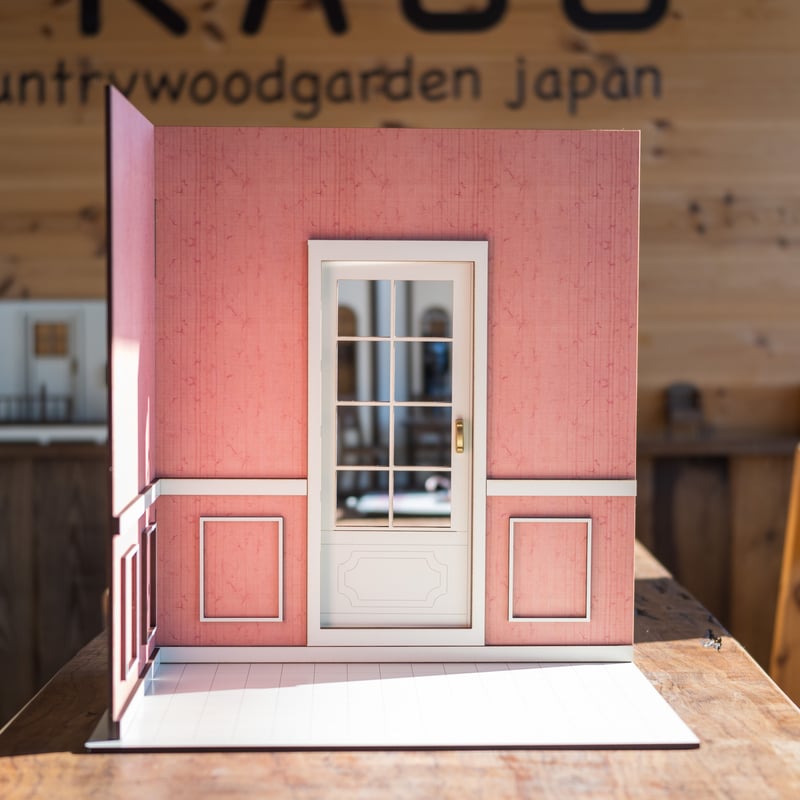 1/6スケールドールハウ新作壁紙レッド木目 ドア | kkcompany 1/6スケールドールハウ新作壁紙レッド木目 ドア | kkcompany