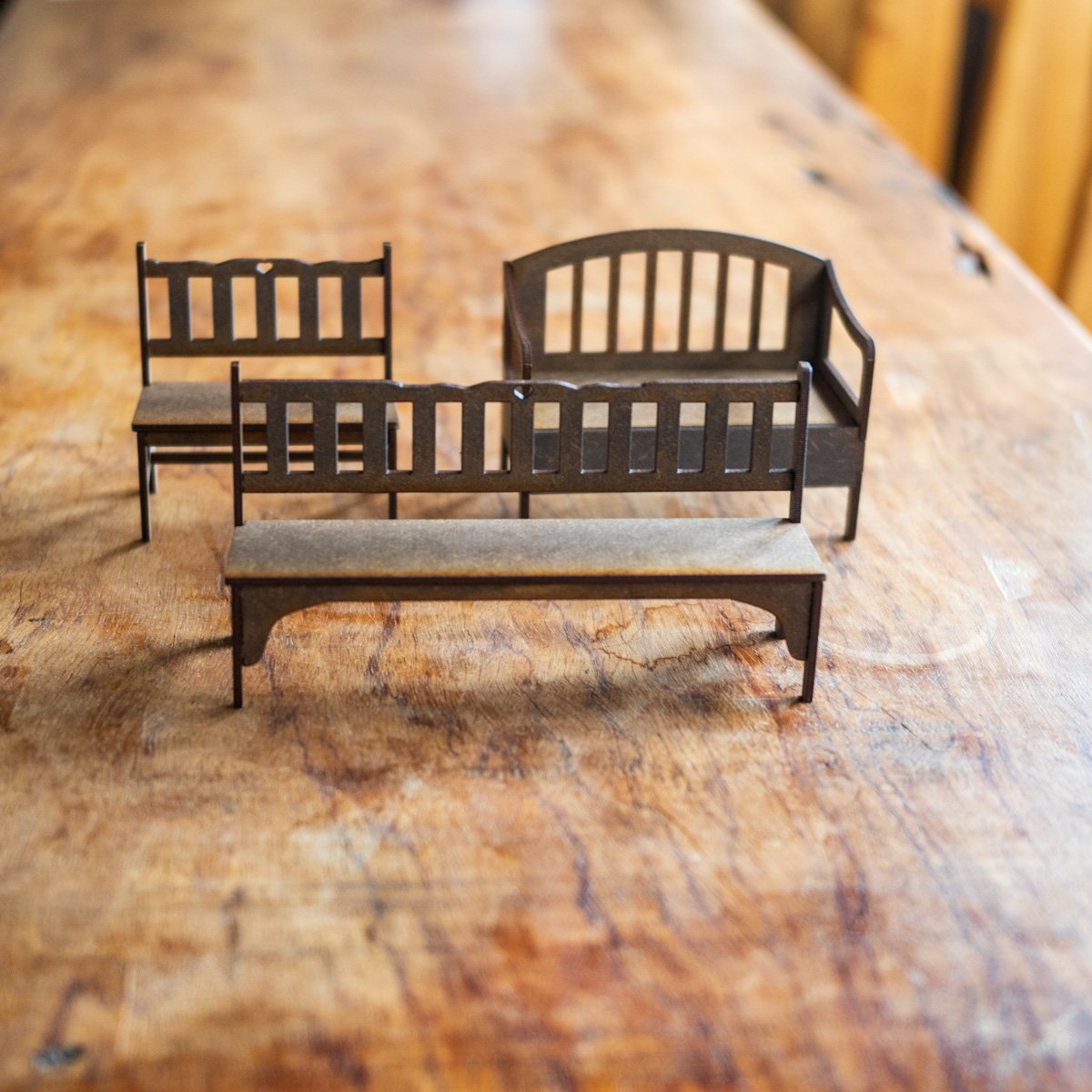 1/10スケールミニチュア家具 ベンチ3脚セット | kkcompany