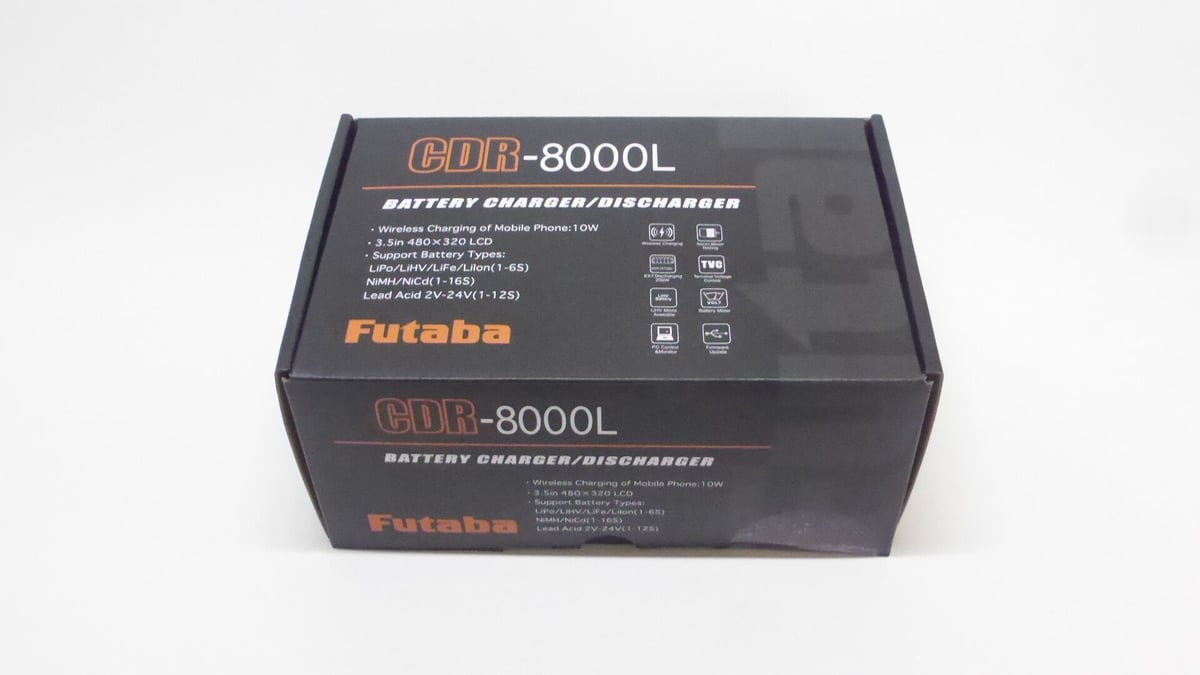 CDR-8000L FUTABA AC/DC Dual Balance Battery Cha