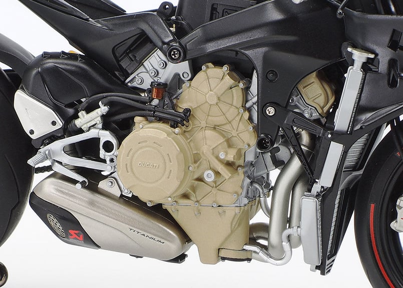 1/12 SCALE DUCATI SUPERLEGGERA V4 | RCnet Autom