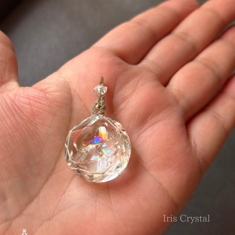 アイリスクォーツ（六芒星-虹入水晶）のペンダント