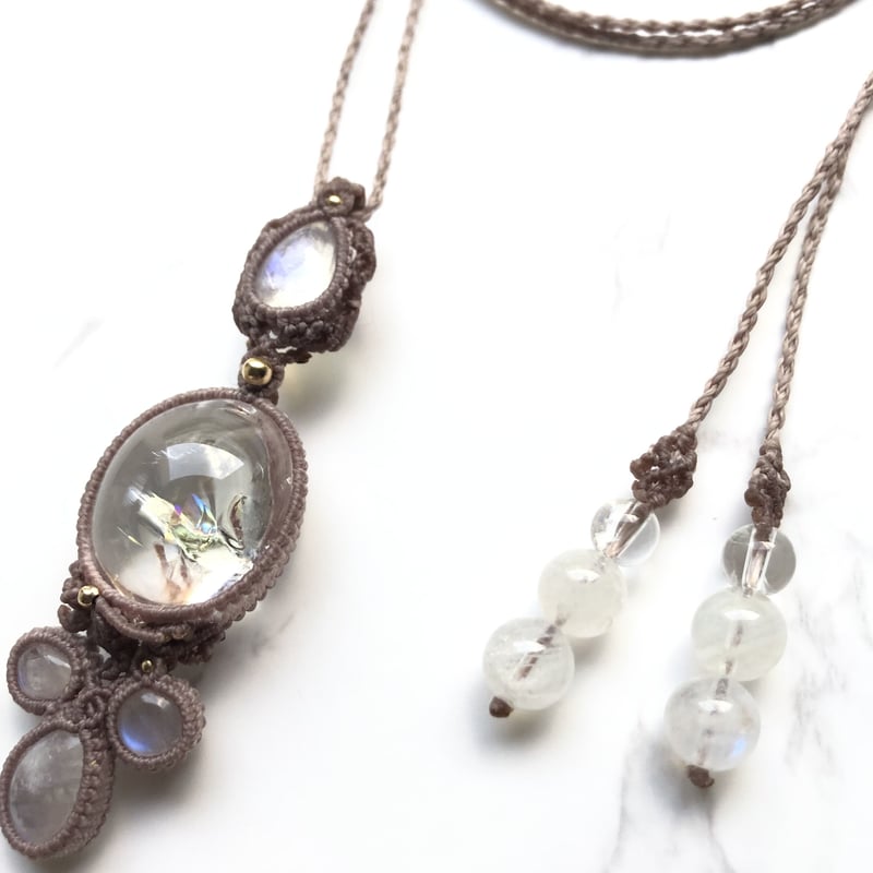 アイリスクォーツ×ホワイトラブラドライトのペンダント | ALANKAR