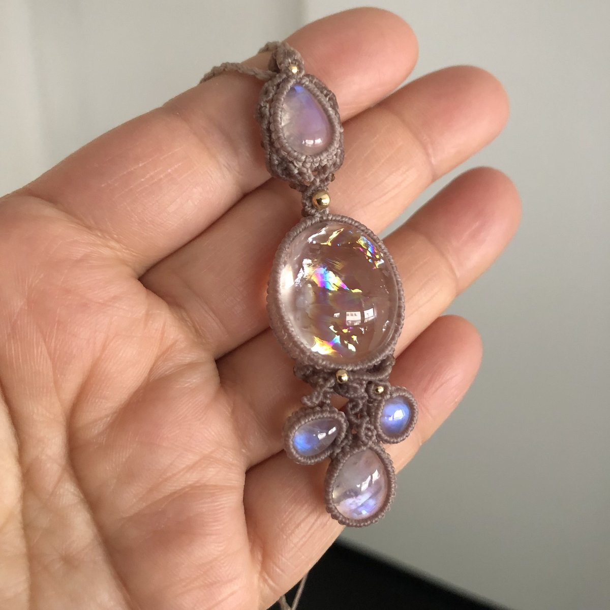 アイリスクォーツ×ホワイトラブラドライトのペンダント | ALANKAR