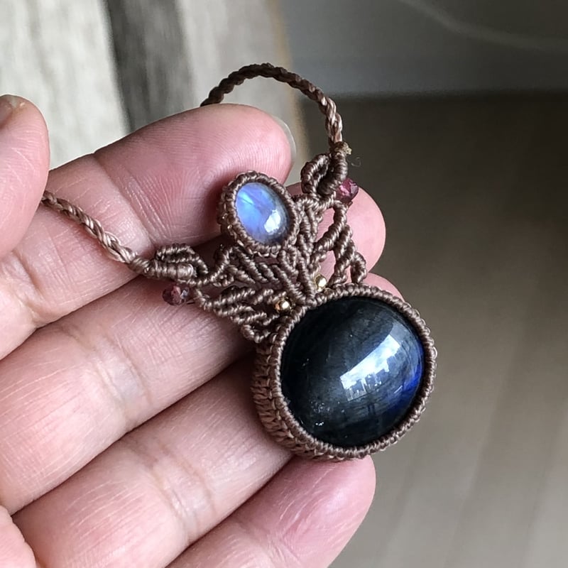 マクラメ】ネックレス☆ペンダントラブラドライト⑯