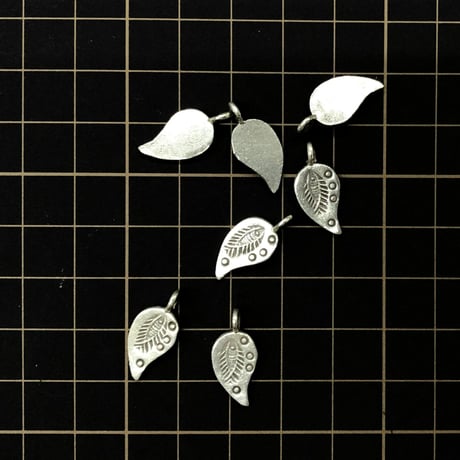 カレンシルバー（リーフ・魚模様）カンあり　No.7