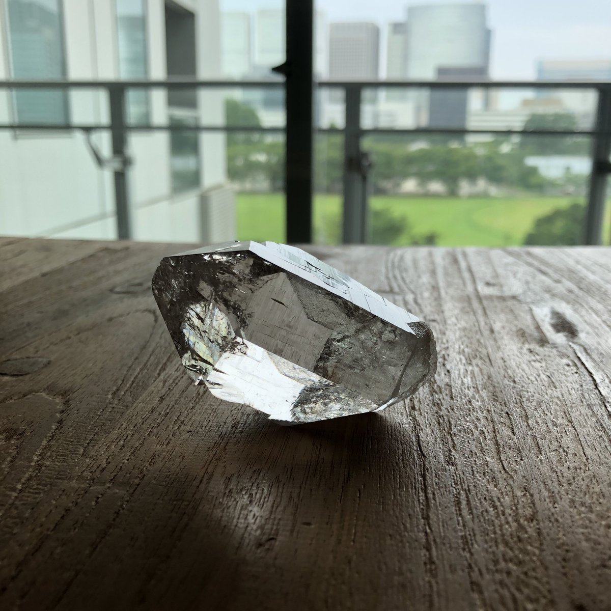 インド マニハール 産 ヒマラヤ水晶ポイント(NO.25)/レコード インド マニハール 産 ヒマラヤ水晶ポイント(NO.25)/レコード