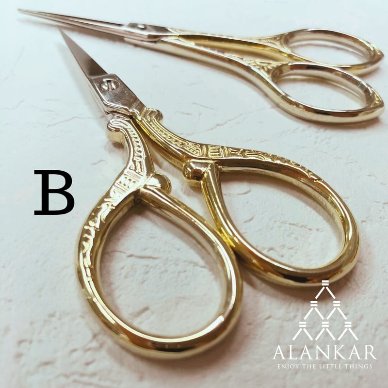 アンティーク調デザインシザー（ミニハサミ／鋏）ゴールドカラー