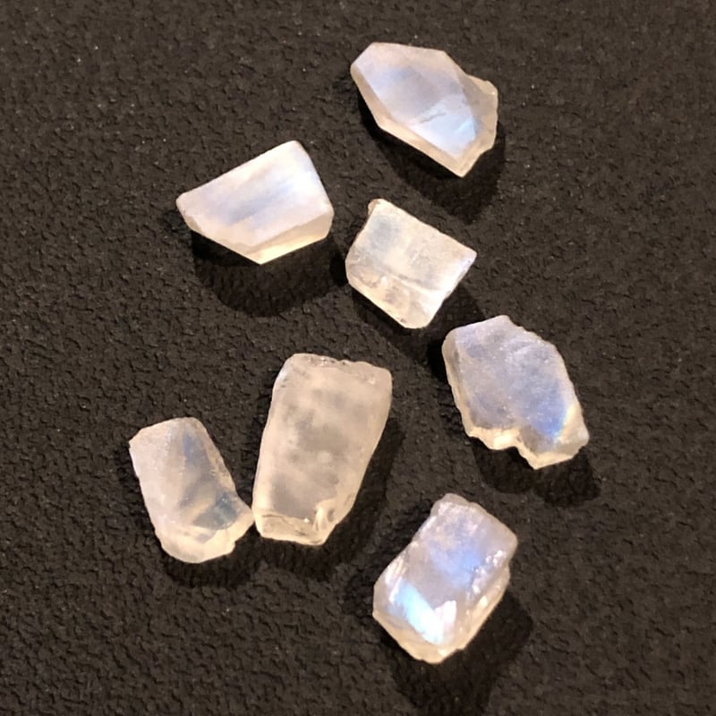 巨大ホワイトラブラドライト/レクタングル型2/鉱物コレクション 巨大ホワイトラブラドライト/レクタングル型/鉱物コレクション