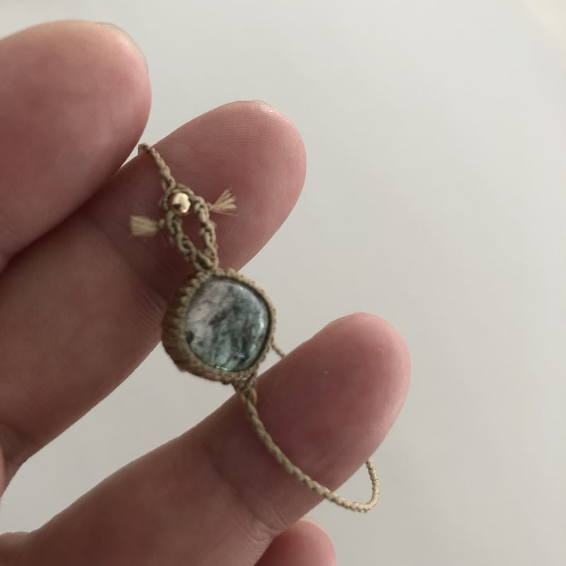 ムガシルクのブレスレット｜トルマリン（バイカラー） | ALANKAR